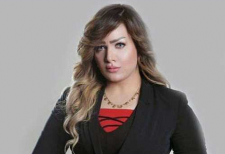 المتهم الثاني في قضية المذيعة شيماء جمال يمثل الجريمة